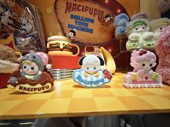 -泡泡玛特POPMART(侨福芳草地店)