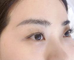 -花岐款式专研健康美甲沙龙