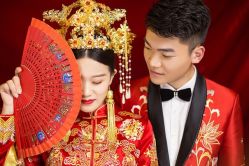 -太郎花子婚纱摄影艺术中心