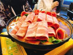 肥牛火锅-HONGA HONGA雄家(曹路店)