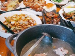 -隔壁老王·家常云南菜(花巷店)