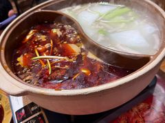 -李双猪·小龙虾·烧烤·羊肉煲(乐山店)