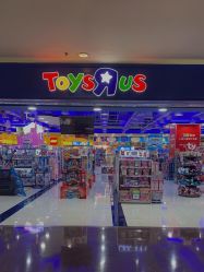 -玩具反斗城(正大广场店)