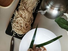 -滇釜火锅·能喝汤的火锅(车公庄店)