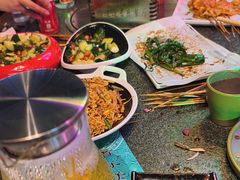 -路边边.炒菜烧烤.音乐餐厅(良乡长虹店)