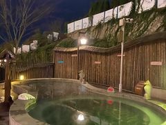 -四季贵州·山地温泉水世界