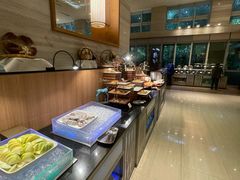自助取餐区-月色西餐厅·海鲜刺身·烧烤(科学城保利郡雅酒店)