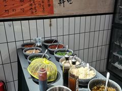 -黔有有贵州酸汤夺夺粉火锅(五味十字店)