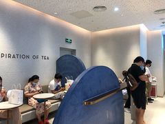 -喜茶(北京华贸购物中心店)