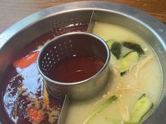 -佬土鹅肠火锅(解放路店)