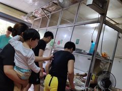 -阿阳牛腩腌面店