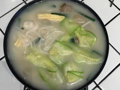 -肥汁米蘭香港米线(长宁来福士店)