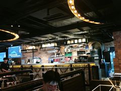 -麦凯伦烧烤·精酿超级工厂店(金桥总店)