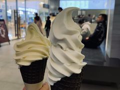 -喜茶(杭州滨江宝龙店)