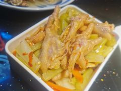 -曹掌柜小酒馆烧烤集团(宾川路店)