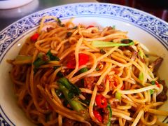 经典牛肉炒粉-赣南粉局·江西小炒·锅气炒粉(巴黎春天店)