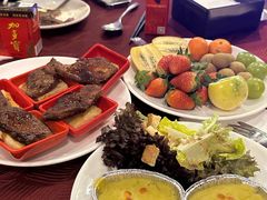 -荣誉国际酒店-云顶旋转餐厅