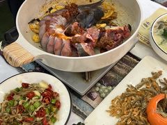 -刘姐啤酒鱼民族演艺餐厅(西街总店)