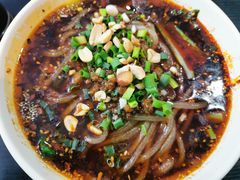 酸辣粉-秦云老太婆摊摊面(磁器口店)