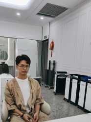 -Kraemer paris·苏豪路易士·嘉玛发廊