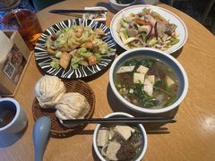 -金莹丸子汤清真(朝外SOHO店)