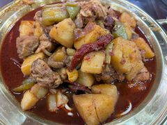 -牛一嘴·兰州牛肉面·大盘鸡(财富中心店)