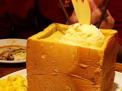 面包诱惑-苹果树下艺术餐厅(通州店)