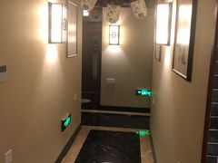 -裕和堂中医推拿艾灸(太古汇臻品店)