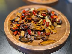 -隔壁老王·家常云南菜(皇冠店)