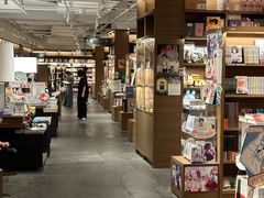 -茑屋书店(天目里店)