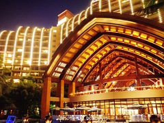 -三亚湾海居铂尔曼度假酒店