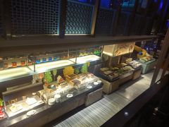 -唐拉雅秀酒店-西锦汇空中BBQ·思创餐厅