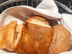 餐前面包-杭州桐庐康莱德酒店西餐厅-舍