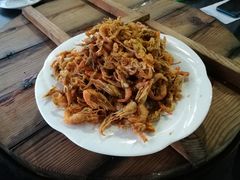 油炸河虾-小赖鱼馆