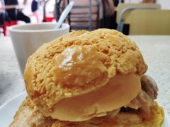 猪扒蛋菠萝包-沙溪兄茶餐厅