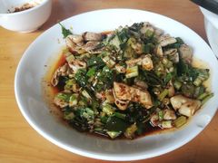 -茅屋大酒店