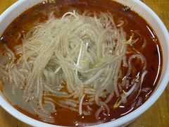 帽结子肥肠粉-白家高记肥肠粉(总店)
