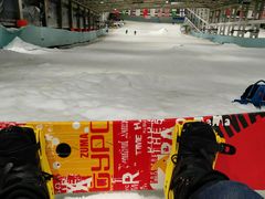 -乔波室内滑雪场