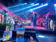-喜鹊音乐酒馆(西街店)