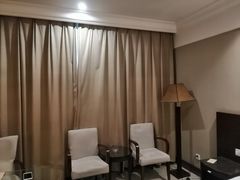 -春兰国宾馆(凤城河风景区老街店)