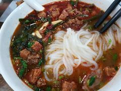 牛肉米线-东关吉祥西安腊汁肉夹馍(健德门店)