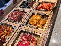 -山焱·炭火自助烤肉(周浦万达店)