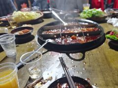 -乖嬢嬢重庆老火锅(南联店)