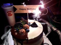 巧克力滴落蛋糕-艾加柒克蛋糕茶歇甜品台(春熙路店)