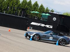 -北京鹏龙星徽AMG性能中心(潘家园店)