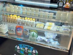 -正飞鲜奶(吐鲁番路店)