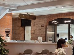 -潮一不贰·法式甜品·生日蛋糕·西式简餐(外滩店)