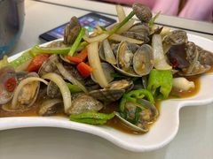 -覃记海鲜美食餐厅