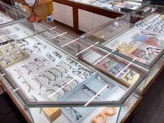 -明月眼镜(三坝店)