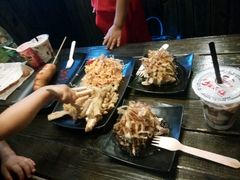 -暖食光·台式家庭餐厅·生日主题店(万达店)